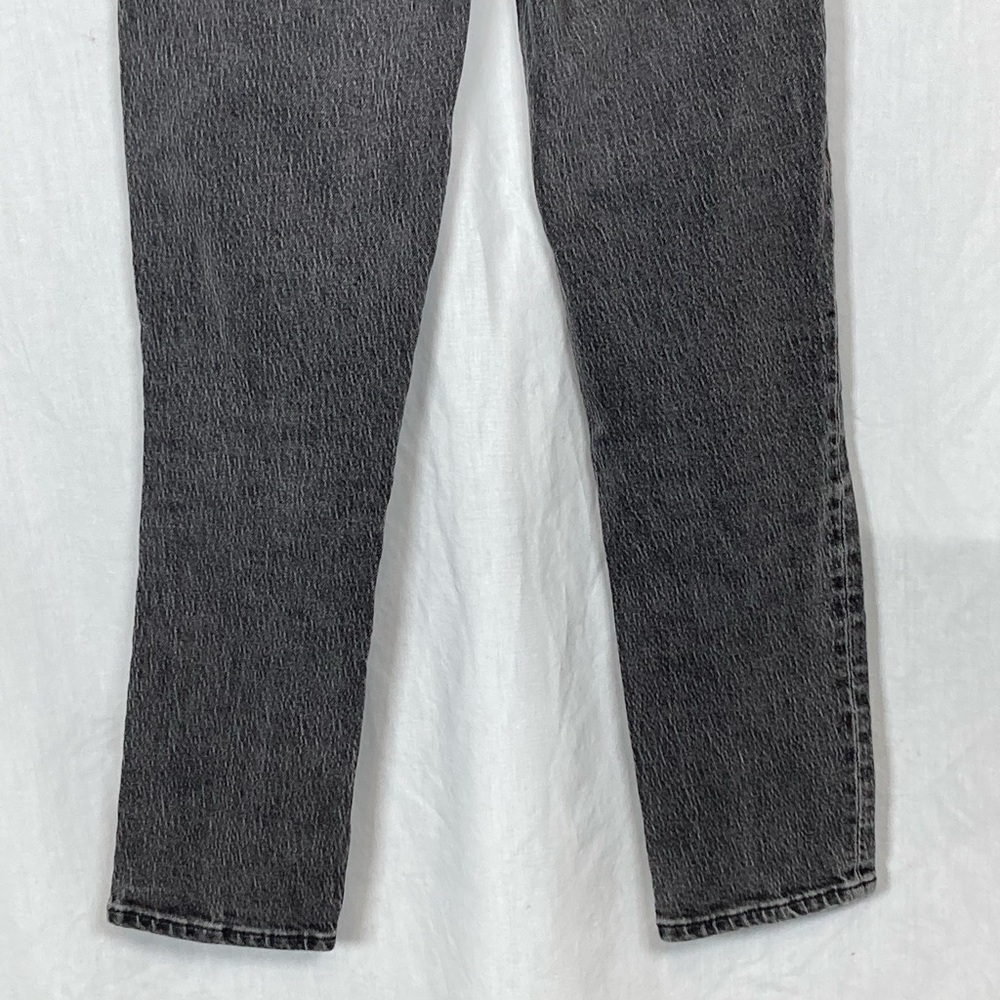 Madewell The Perfect Vintage Jean in a black/gray wash, size 23 - Picture 8 of 9
